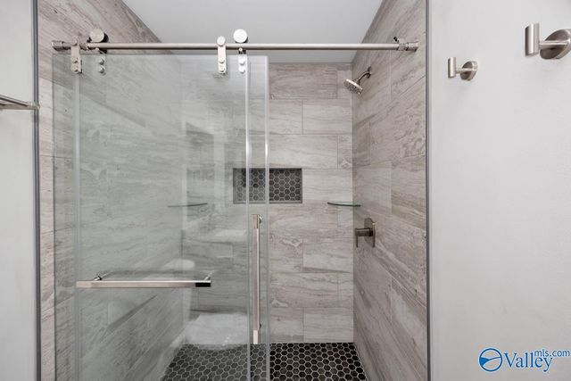 318 Dovington Drive, Huntsville, AL 35806