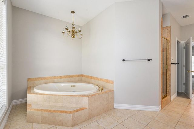 119 Sugartree Circle, Lipan, TX 76462