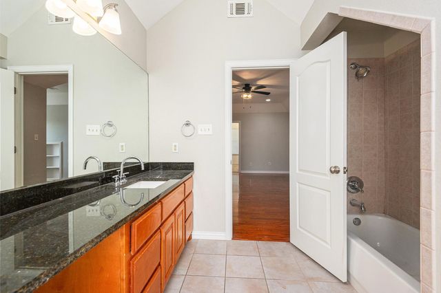 119 Sugartree Circle, Lipan, TX 76462