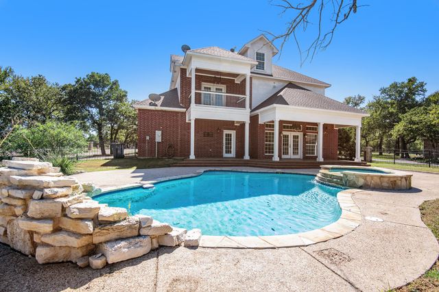 119 Sugartree Circle, Lipan, TX 76462