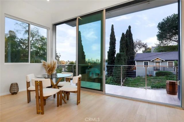 2309 Cove Avenue, Los Angeles, CA 90039