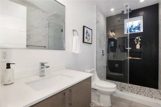 2309 Cove Avenue, Los Angeles, CA 90039