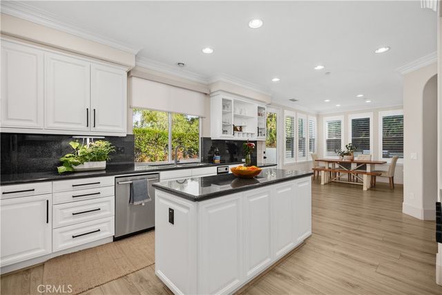 1 Roberts Drive, Coto De Caza, CA 92679