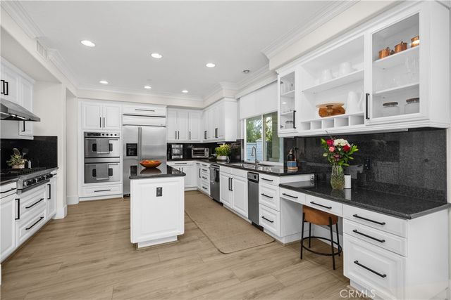 1 Roberts Drive, Coto De Caza, CA 92679