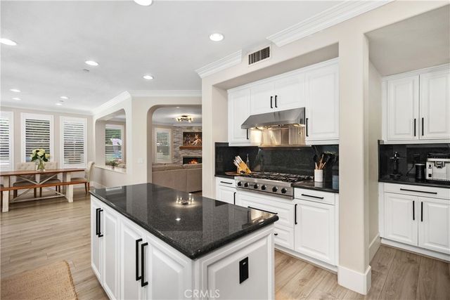 1 Roberts Drive, Coto De Caza, CA 92679