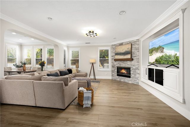 1 Roberts Drive, Coto De Caza, CA 92679