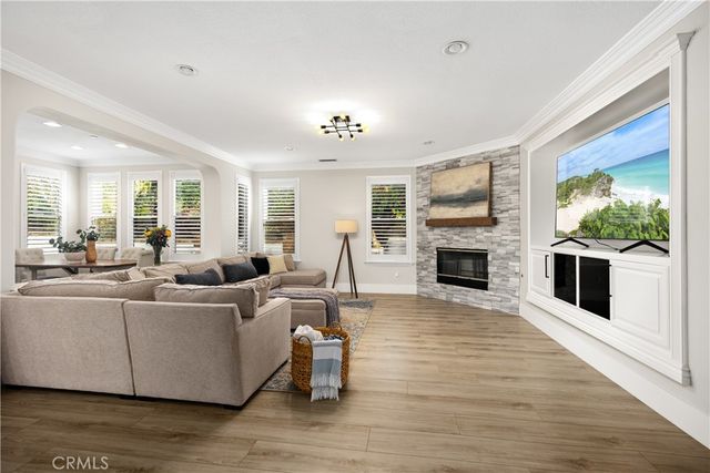 1 Roberts Drive, Coto De Caza, CA 92679