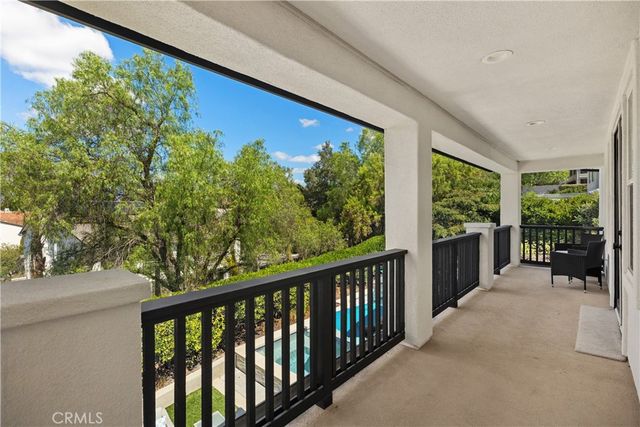 1 Roberts Drive, Coto De Caza, CA 92679