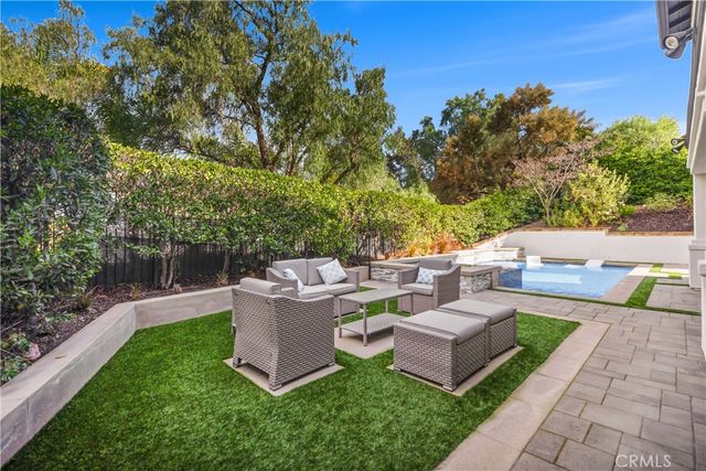 1 Roberts Drive, Coto De Caza, CA 92679