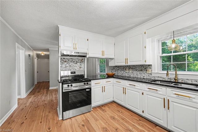14 Dearr Drive, Lexington, NC 27292
