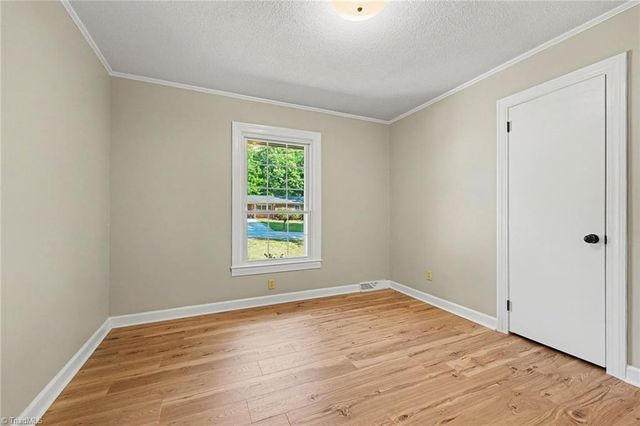 14 Dearr Drive, Lexington, NC 27292