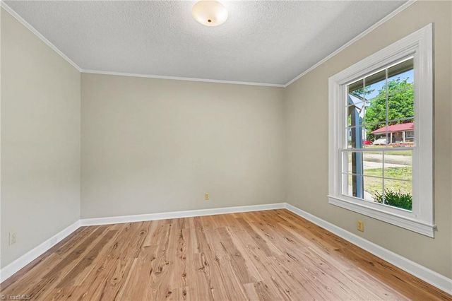 14 Dearr Drive, Lexington, NC 27292