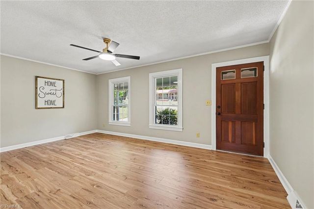 14 Dearr Drive, Lexington, NC 27292