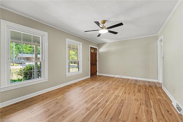 14 Dearr Drive, Lexington, NC 27292