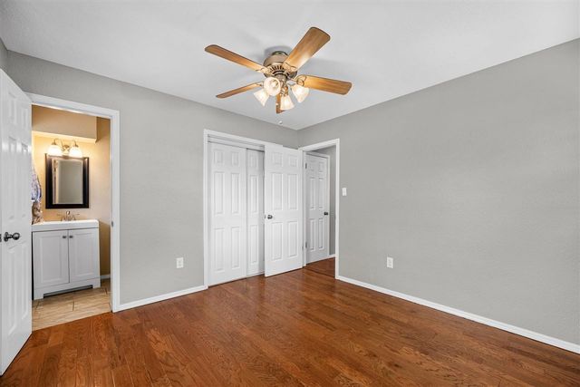 5715 NW Chestnut Ln, Lawton, OK 73505
