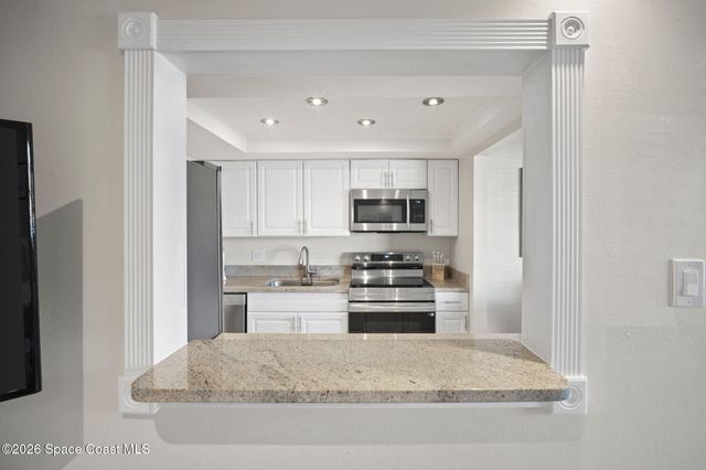 1011 S Miramar Avenue Unt3, Indialantic, FL 32903