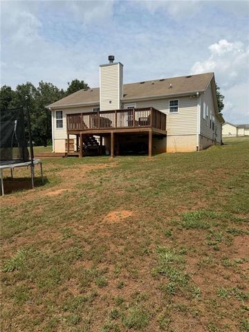 1313 Crestview Road, Winder, GA 30680