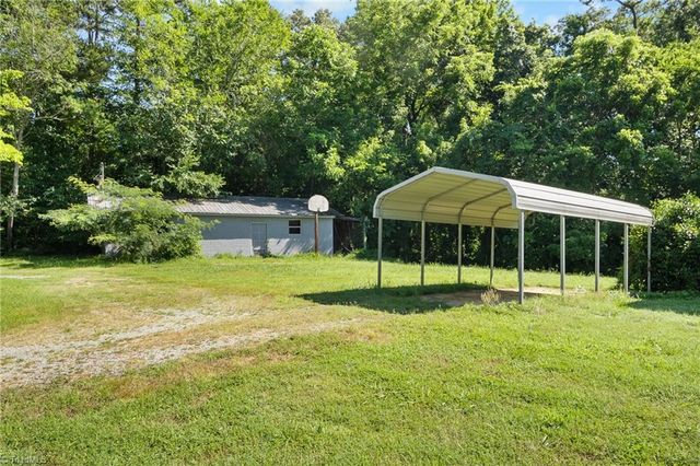 209 Longview Road, Lexington, NC 27292