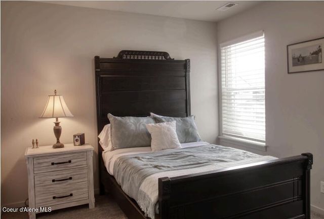 1478 N WOLLASTON DR, Post Falls, ID 83854