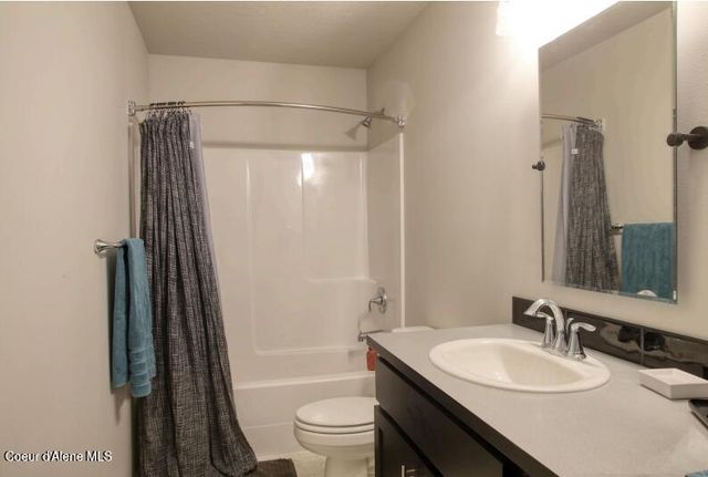 1478 N WOLLASTON DR, Post Falls, ID 83854