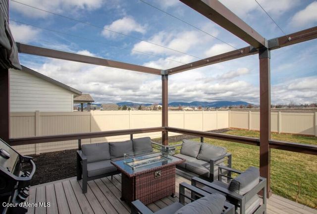 1478 N WOLLASTON DR, Post Falls, ID 83854