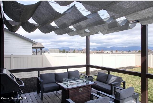 1478 N WOLLASTON DR, Post Falls, ID 83854