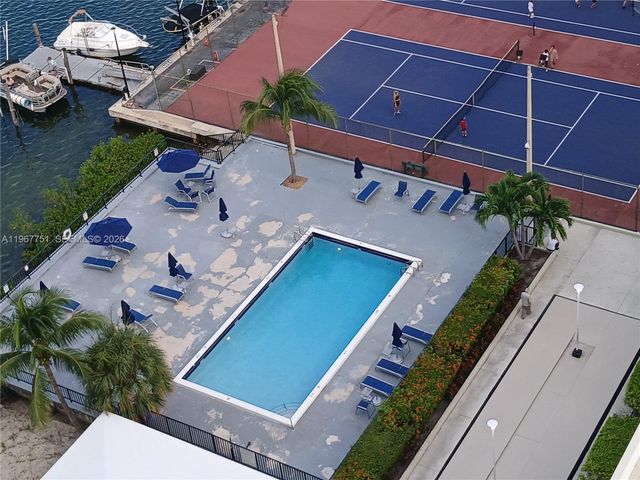 2780 NE 183rd St 1708, Aventura, FL 33160