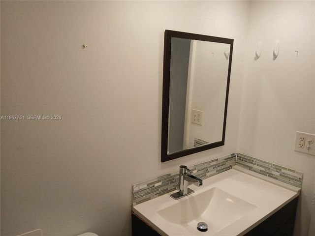 2780 NE 183rd St 1708, Aventura, FL 33160