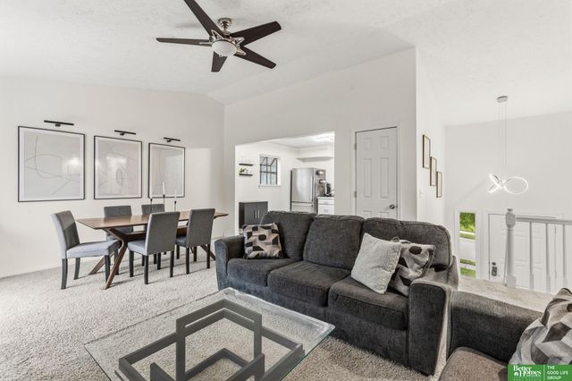 11212 Z Street, Omaha, NE 68137