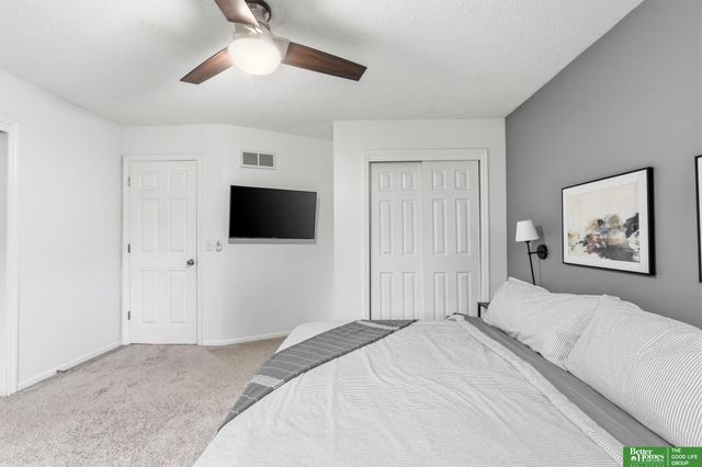 11212 Z Street, Omaha, NE 68137