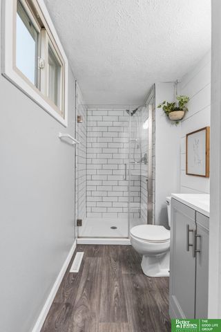 11212 Z Street, Omaha, NE 68137
