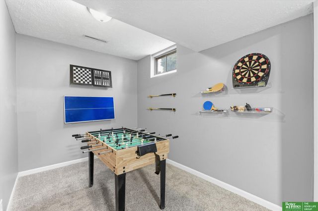 11212 Z Street, Omaha, NE 68137