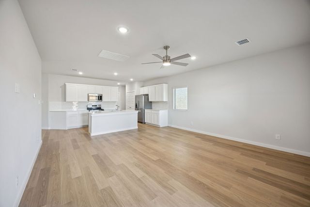 2803 Baynes Place, Princeton, TX 75407