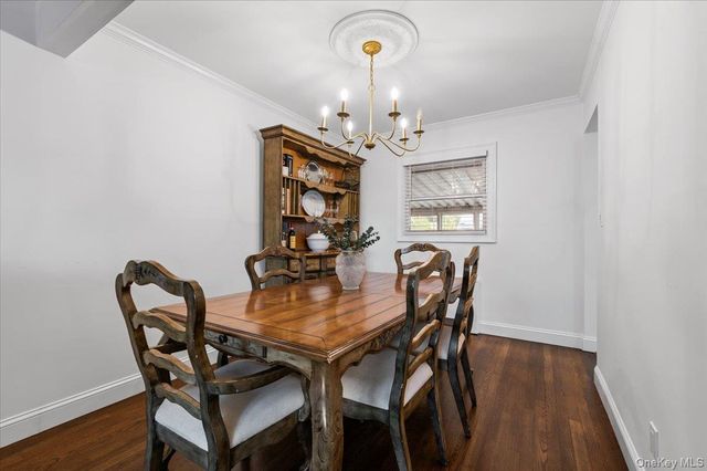 42 Larry Drive, Commack, NY 11725