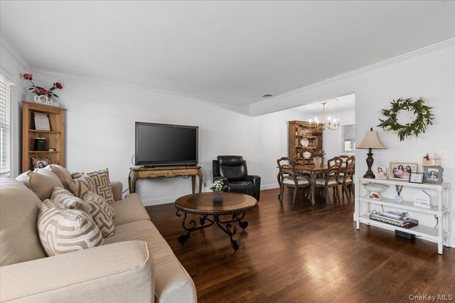 42 Larry Drive, Commack, NY 11725