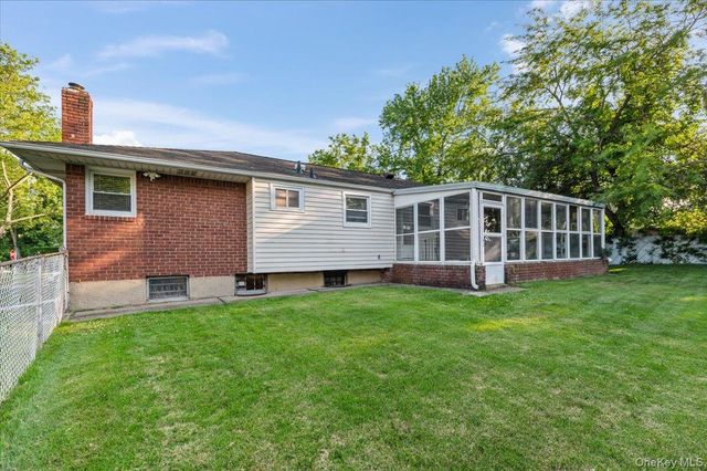 42 Larry Drive, Commack, NY 11725