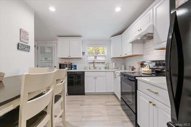 42 Larry Drive, Commack, NY 11725