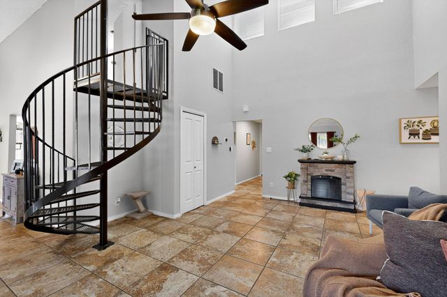 2911 Links Lane SE, Rio Rancho, NM 87124