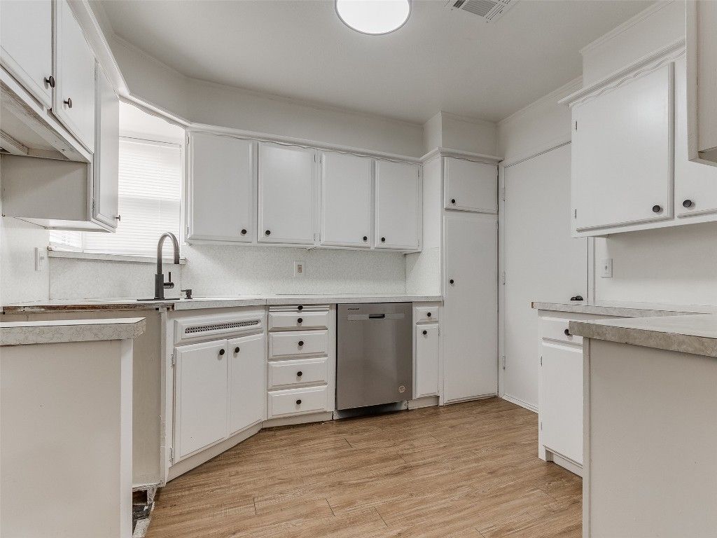 2210 SW 52nd Street, Oklahoma City, OK 73119