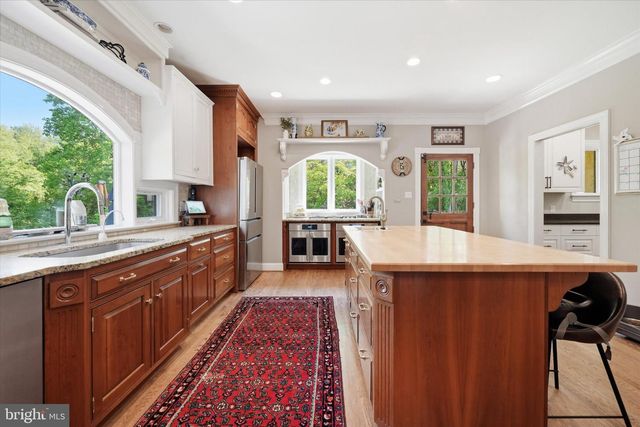 1540 FAIRVILLE RD, Chadds Ford, PA 19317
