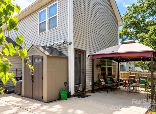 413 Peachtree Road, Charlotte, NC 28216