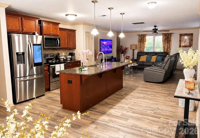 413 Peachtree Road, Charlotte, NC 28216