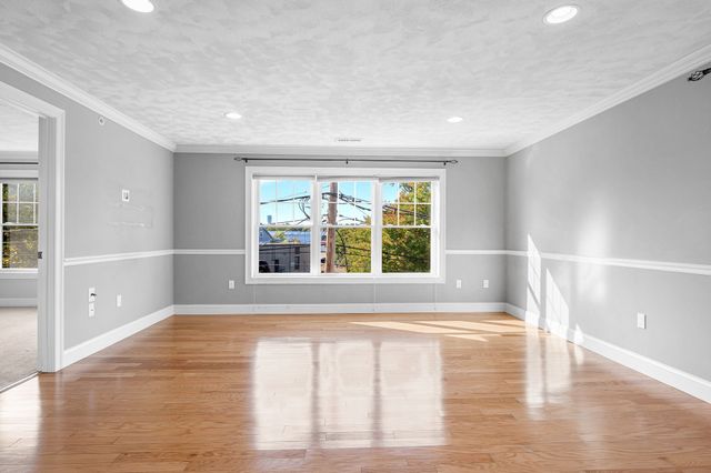 15 Church St 304, Wilmington, MA 01887