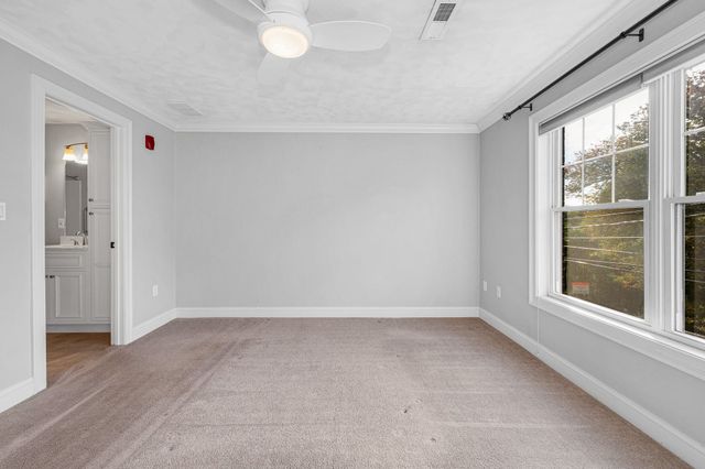 15 Church St 304, Wilmington, MA 01887