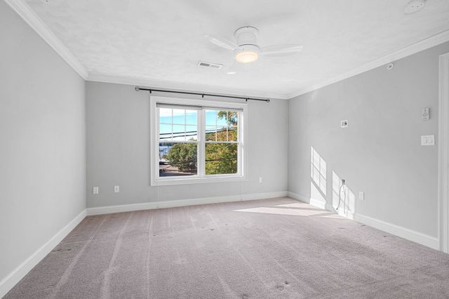 15 Church St 304, Wilmington, MA 01887