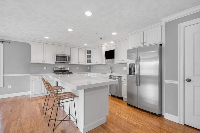 15 Church St 304, Wilmington, MA 01887