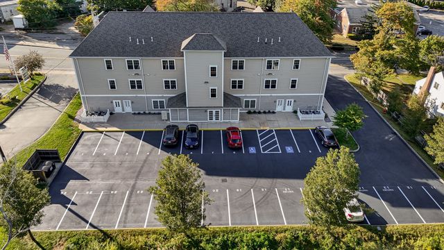 15 Church St 304, Wilmington, MA 01887