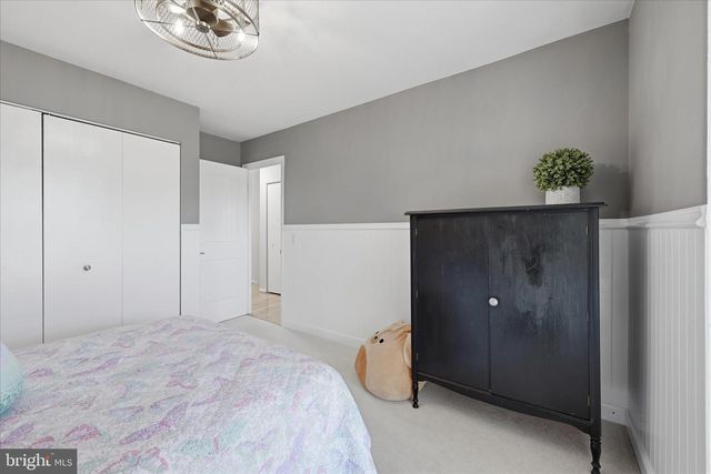 11860 S LAKES CT, Reston, VA 20191