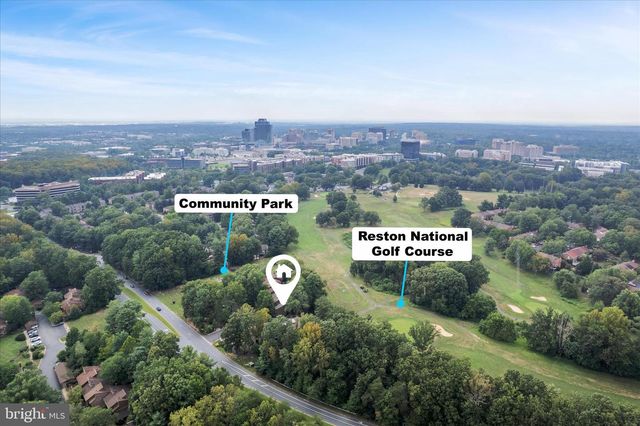 11860 S LAKES CT, Reston, VA 20191