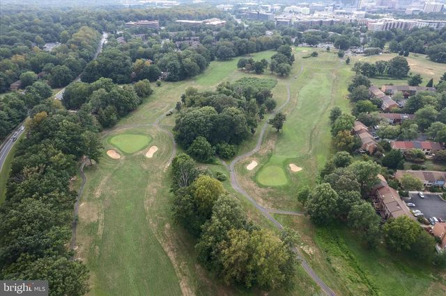 11860 S LAKES CT, Reston, VA 20191